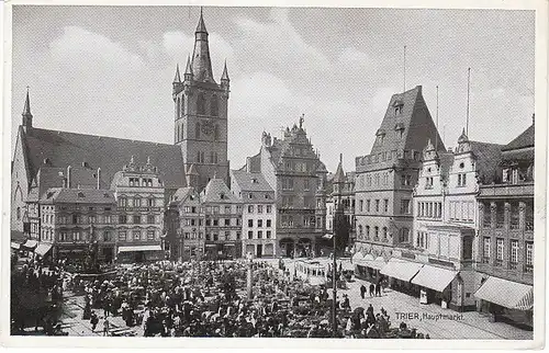 Trier Markttag am Hauptmarkt ngl 49.581