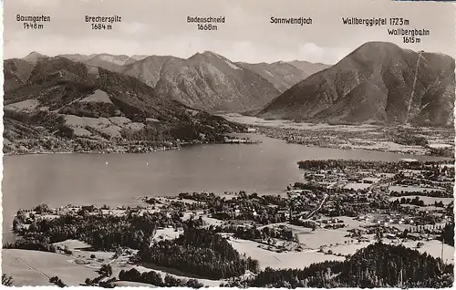 Der Tegernsee mit seinen Bergen gl1956 49.923