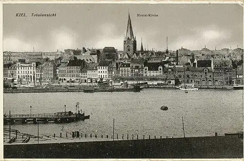 Kiel Panorama mit Nicolai-Kirche ngl 116.167
