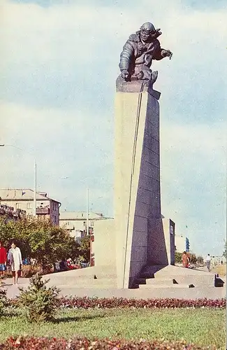 Karaganda Denkmal ngl 129.986