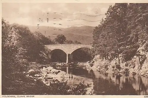 Pitlochrie Clunie bridge gl1948 B9423