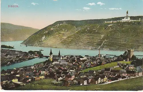 Bingen Blick zum Nationaldenkmal ngl 49.841