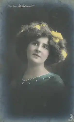 Porträt Gudrun Hildebrandt gl1909 105.854