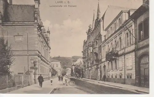 Lahr i.B. Luisenstraße mit Postamt feldpgl1915 82.677