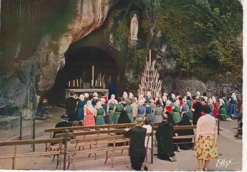 Lourdes - la Grotte Miraculeuse gl1964 82.522