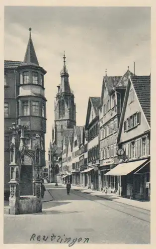 Reutlingen Wilhelmstraße mit Lindenbrunnen ngl 83.425