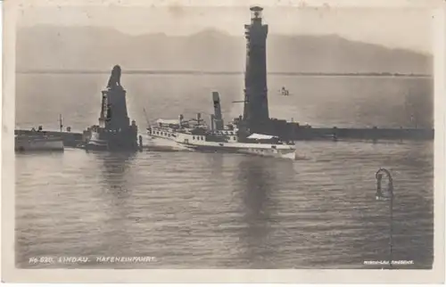 Lindau Bodensee Dampfer läuft in Hafen gl1931 22.381
