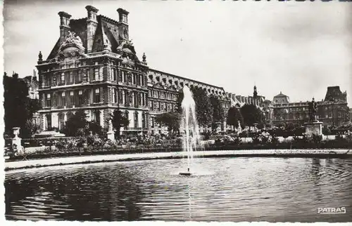 Paris Palais du Louvre Pavillon de Flore ngl B8210