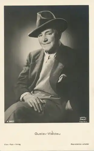 Porträt Gustav Waldau ngl 106.245