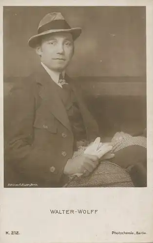 Porträt Walter Wolff ngl 106.261