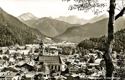 Mittenwald gegen Tiroler Berge ngl 109.049