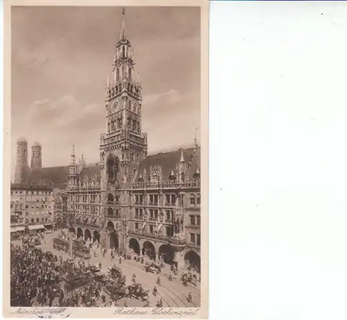 München Rathaus Glockenspiel Zuschauer gl1933 24.235