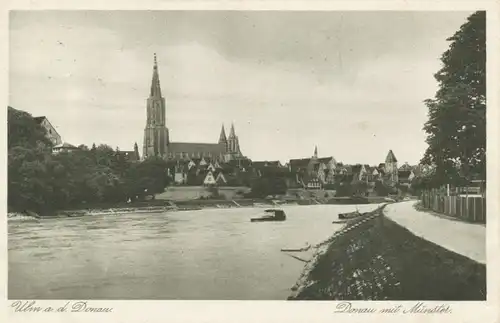 Ulm a.d. Donau mit Münster gl1933 107.940