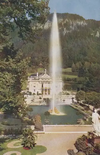 Blick auf Schloss Linderhof ngl 109.711