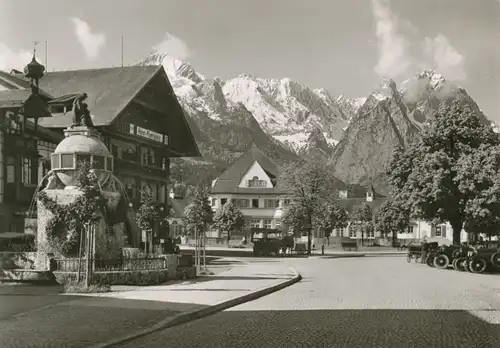 Garmisch-Partenkirchen Marktplatz ngl 107.975