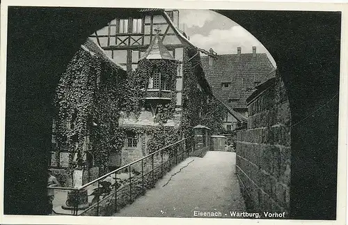 Eisenach Wartburg Vorhof ngl 111.385