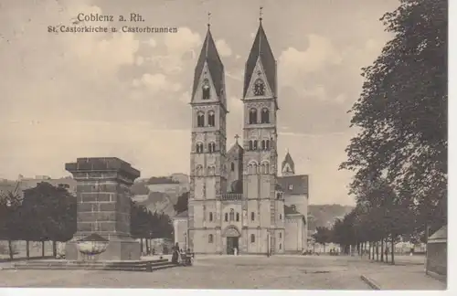 Koblenz St. Kastorkirche und Brunnen gl1913 99.436