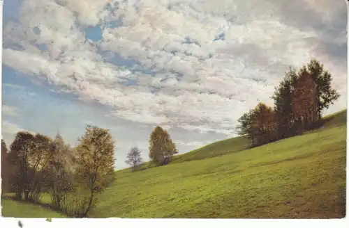 Wolkenüber der Wiese am Hang gl1910 27.673