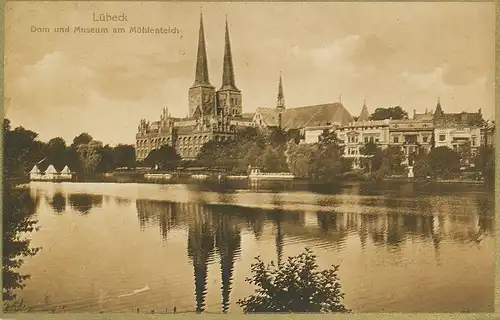 Lübeck Dom und Museum am Mühlenteich ngl 118.375