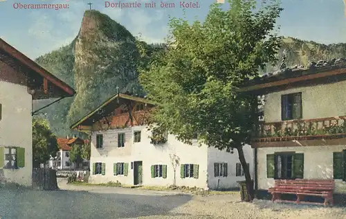Oberammergau Dorfpartie mit dem Kofel ngl 125.673