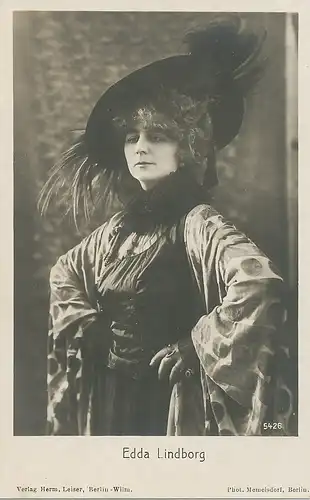 Porträt Edda Lindborg ngl 115.508