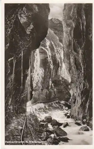 Partnachklamm mit Dreitorspitze ngl B8095