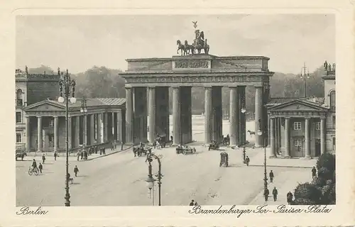Berlin Brandenburger Tor und Pariser Platz ngl 117.248