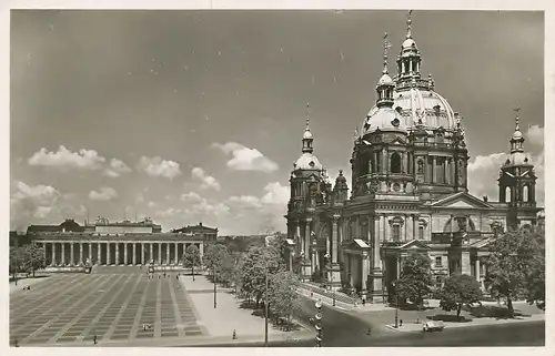 Berlin Lustgarten Dom Altes Museum gl1942 118.238