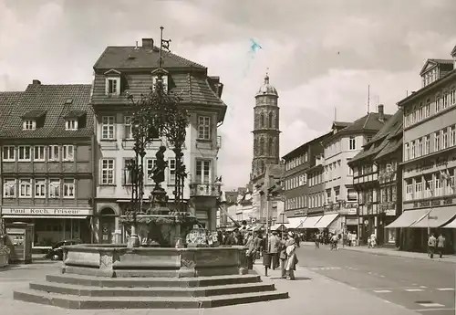 Göttingen Gänseliesel mit Jacobturm gl1960 118.512