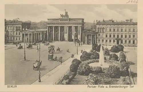 Berlin Brandenburger Tor und Pariser Platz ngl 117.242