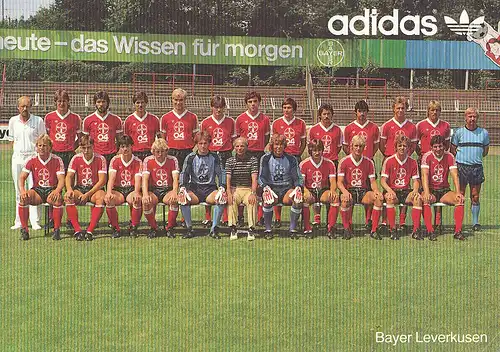 Fußball: Bayer 04 Leverkusen Mannschaft 1983 112.444