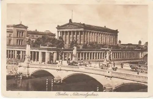 Berlin Nationalgalerie Friedrichsbrücke ngl B4904