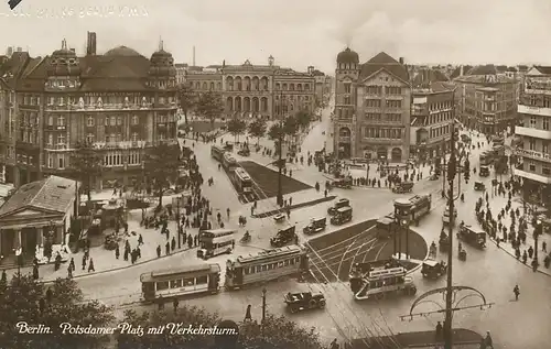 Berlin Potsdamer Platz mit Verkehrsturm ngl 117.611