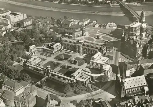 Dresden Zwinger und Theaterplatz ngl 127.426