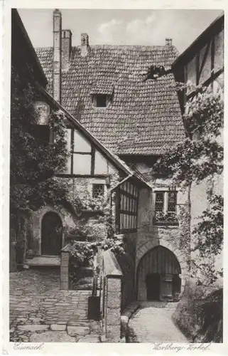 Eisenach Wartburg Vorhof ngl B4372