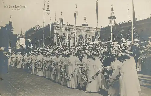 Berlin Die Ehrenjungfrauen 3. Juni 1905 ngl 117.794