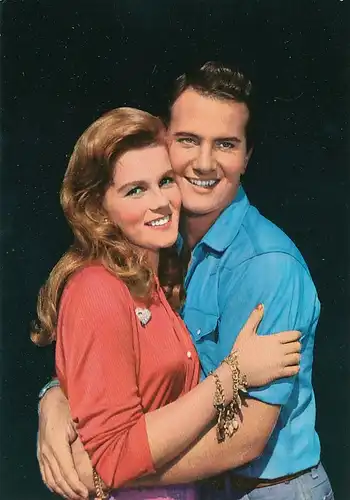 Porträt Ann Margret und Pat Boone ngl 115.551