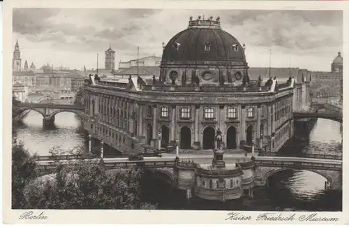 Berlin Kaiser-Friedrich-Museum ngl B5049