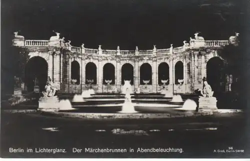 Berlin Märchenbrunnen bei Nacht ngl B5162