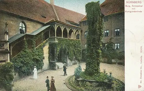 Nürnberg Burg Schlosshof mit Linde ngl 124.641