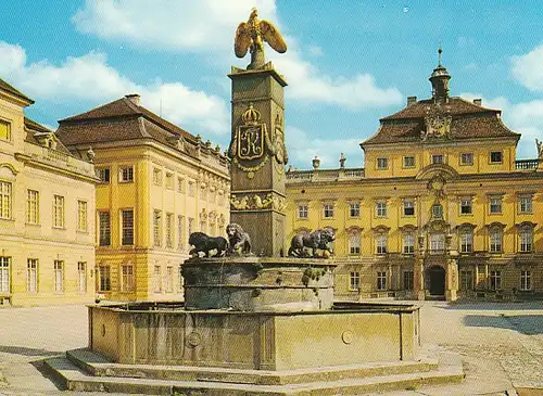 Ludwigsburg Brunnen im Schloßhof ngl B8590