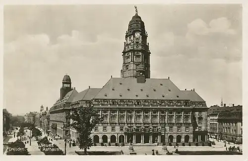 Dresden Neues Rathaus ngl 127.408