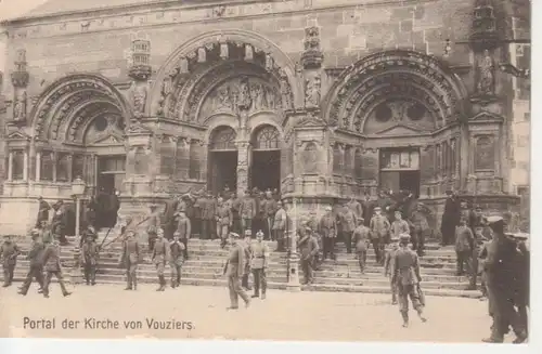 Portal der Kirche von Vouziers ngl 201.298