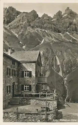 Kemptner-Hütte mit Krottenspitzen ngl 123.464