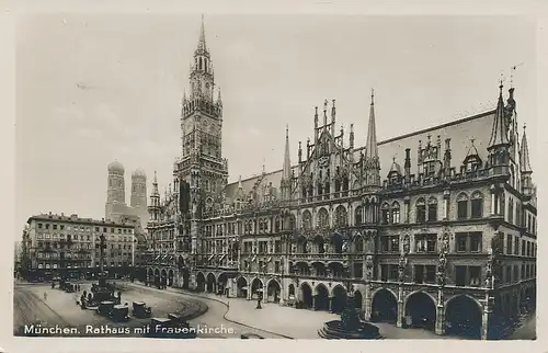 München Rathaus mit Frauenkirche ngl 123.863