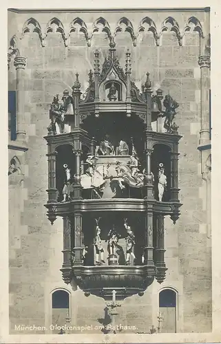 München Glockenspiel am Rathaus ngl 123.879