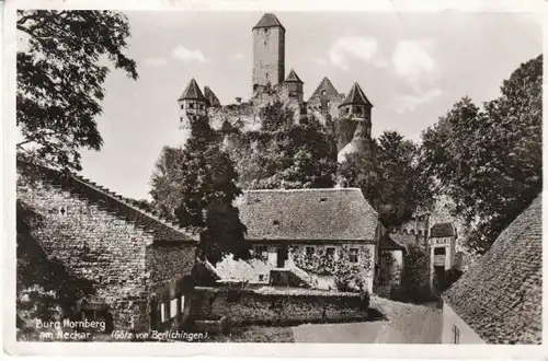 Götzen-Burg Hornberg /Neckarzimmern Burghof ngl B8152