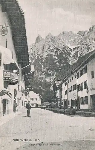 Mittenwald Hauptstraße mit Karwendel gl1909 126.000