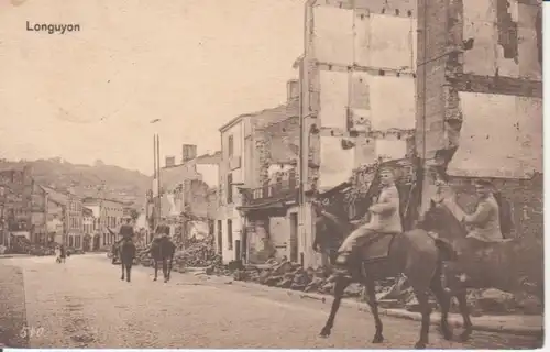 Longuyon Straße zerstörte Häuser feldpgl1916 200.819