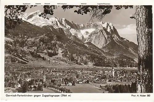 Garmisch-Partenkirchen mit Zugspitzgruppe gl1952 C2224